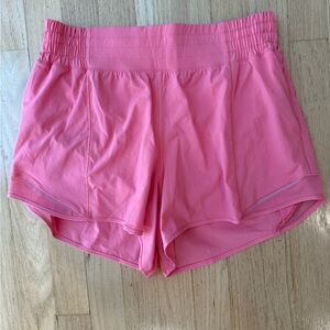 Lululemon Hotty Hot low-rise lined short sz 8 pink 4” excellent condition